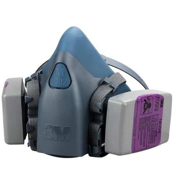 3M deluxe reusable respirator with long-lasting particulate filter (P100)