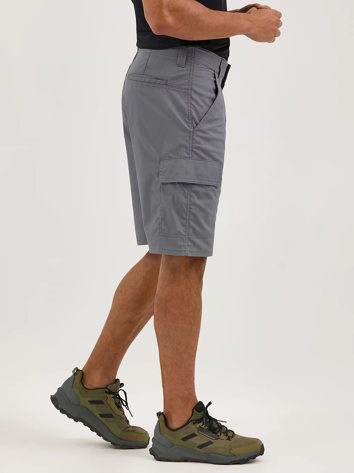 Shorts Cargo Wrangler Ultra-Stretch - Riobec 112361-GRI-30-112361-GRI-32-112361-GRI-34-112361-GRI-360-112361-GRI-380-112361-TAN-30-112361-TAN-32-112361-TAN-34-112361-TAN-360-112361-TAN-380